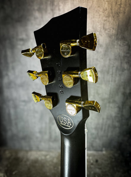 R2 VI - Black w/ Gold