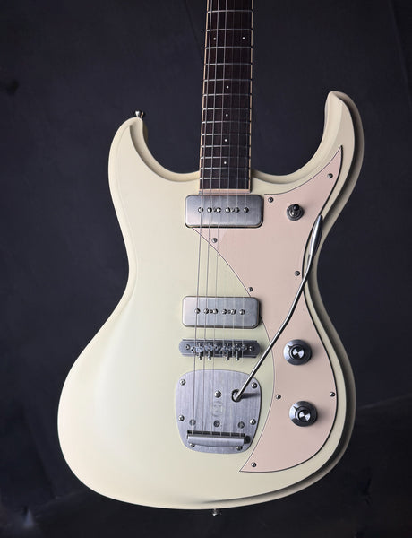 GNARWHAL — cream white — 24084
