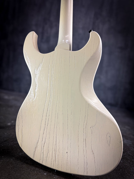 Gnarwhal  - sandblasted cream #24438