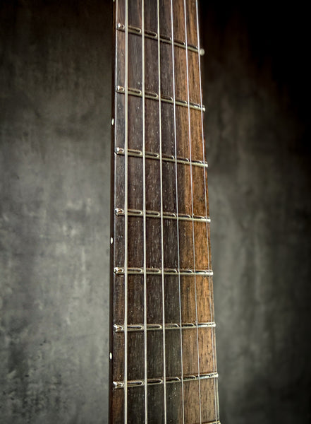 GNARWHAL — torched mahogany — 25009