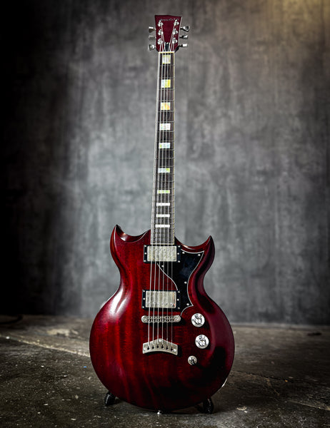 Minotaur Baritone - Vintage Cherry Red