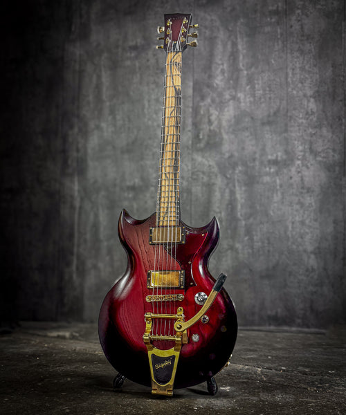 Minotaur - Red/Black burst 25248