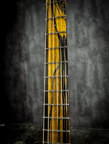 Minotaur - Red/Black burst 25248