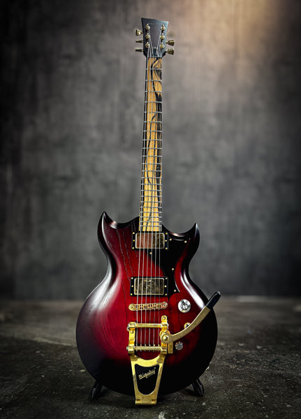 Minotaur - Red/Black burst 25248