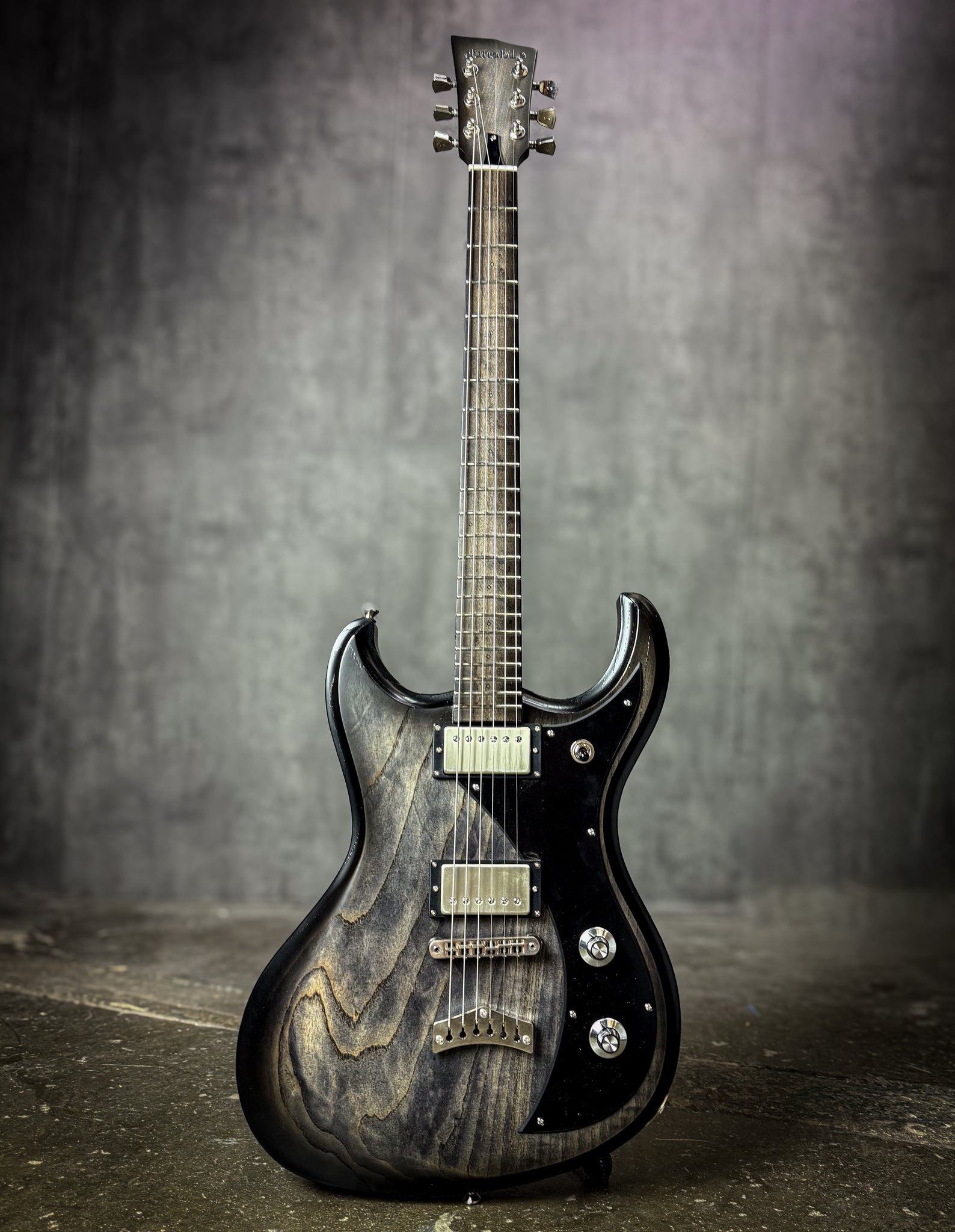 Gnarwhal - charcoal burst - 25336