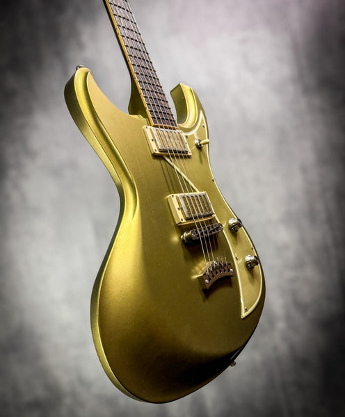 Gnarwhal Custom - Green Walnut Metallic - 24115