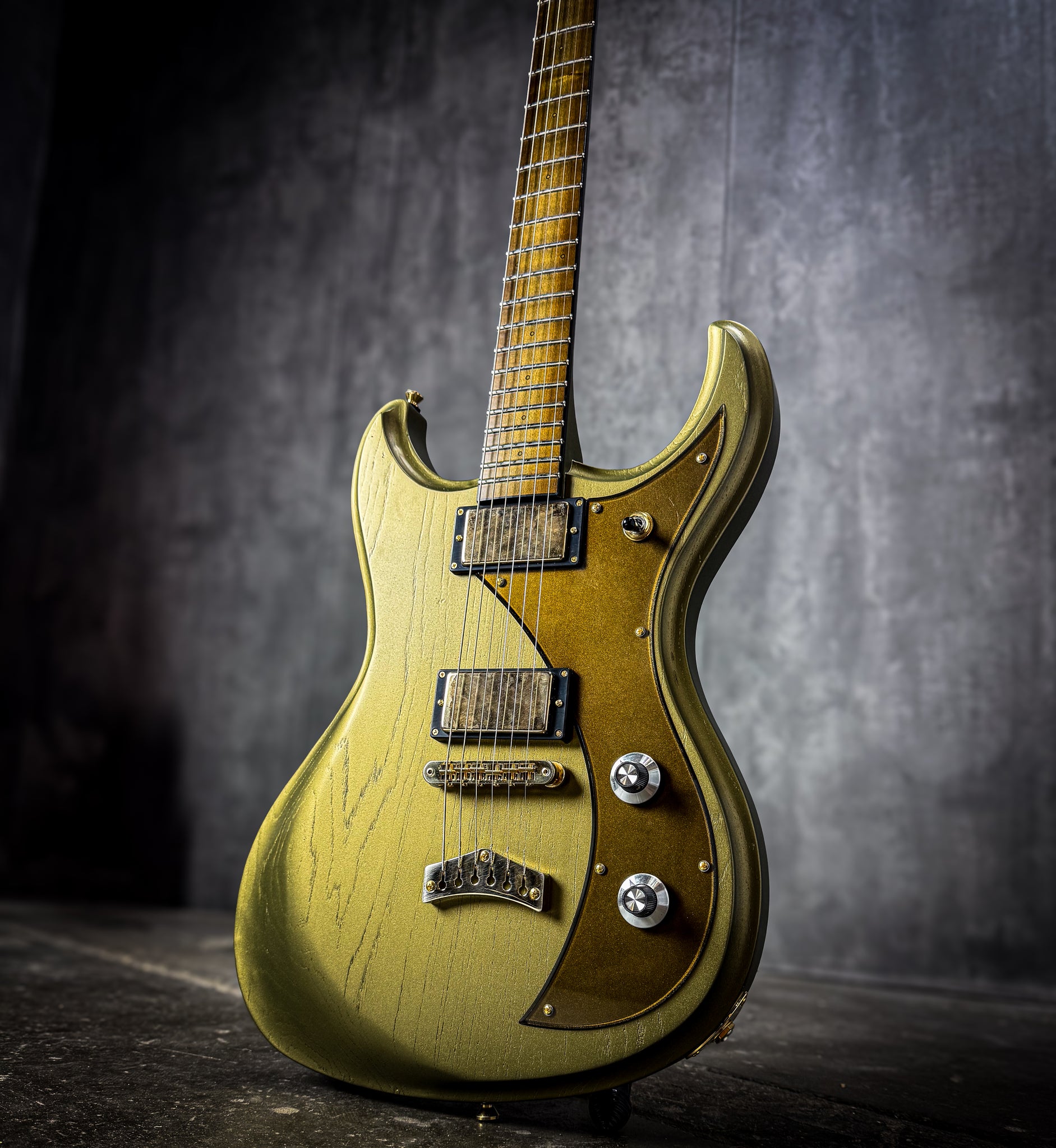 Gnarwhal - 25220 - Walnut Gold