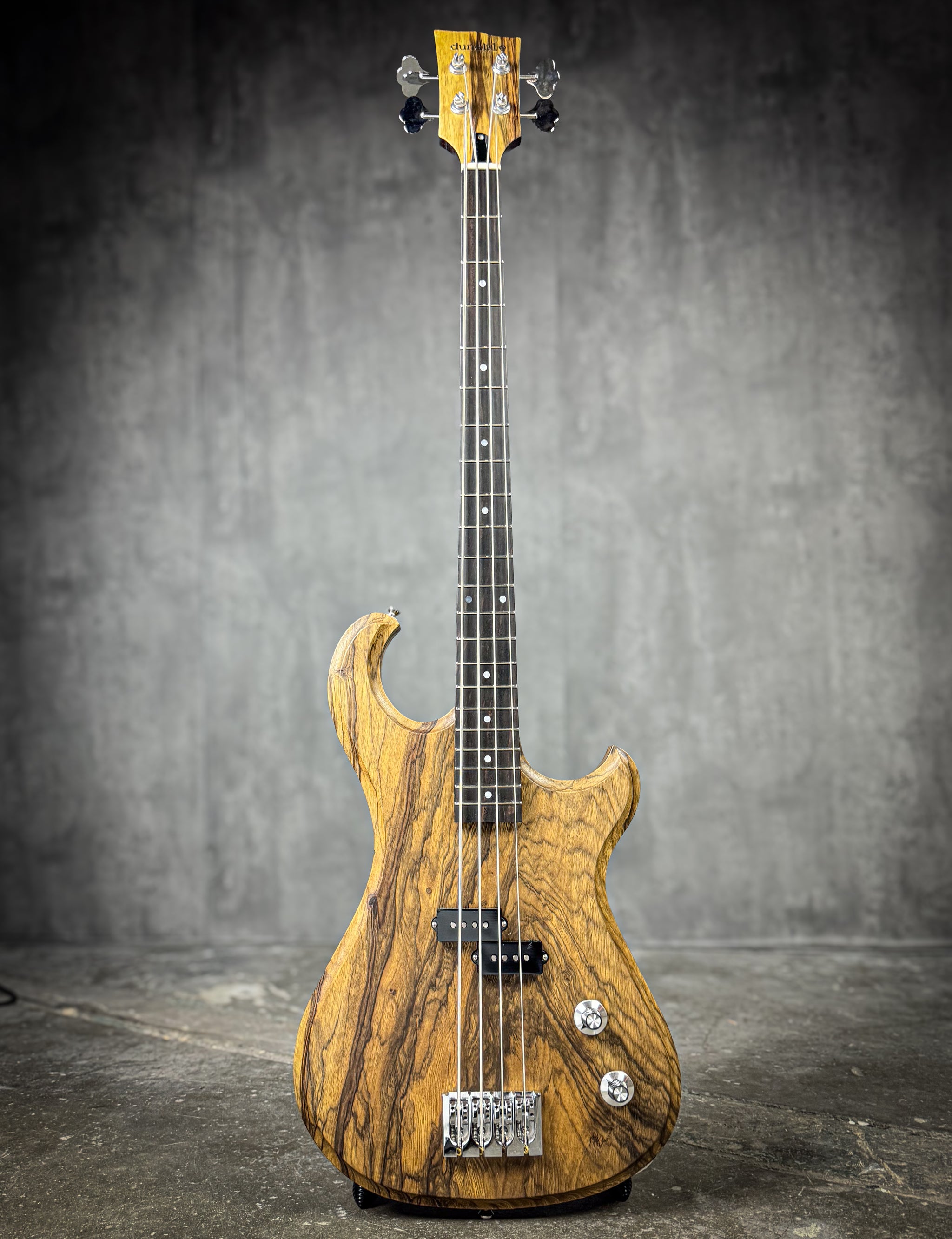 In Stock Guitars And Basses – dunableguitars