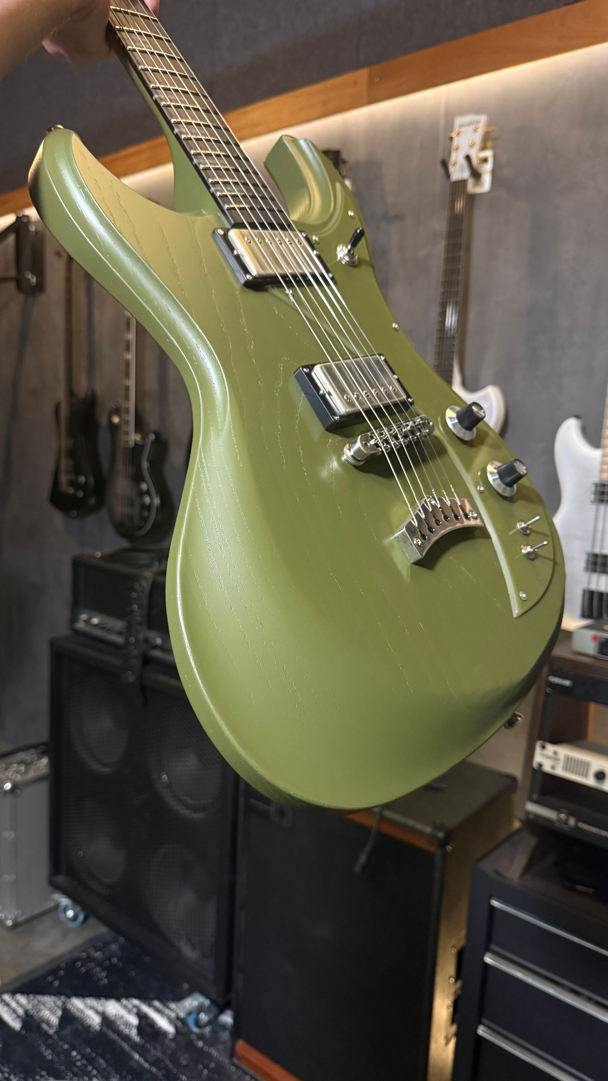 Gnarwhal USA Cryptid — olive — 26109 – dunableguitars