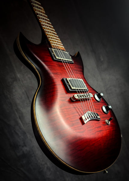 MINOTAUR — crimson quilt top — 25149