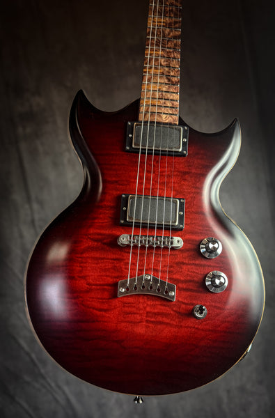 MINOTAUR — crimson quilt top — 25149