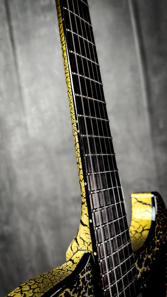 R2 Flat Top - black gold crackle holographic - 26247