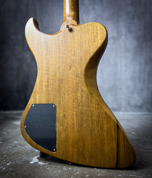 R2v2 USA - Aged Natural Black Limba #25289