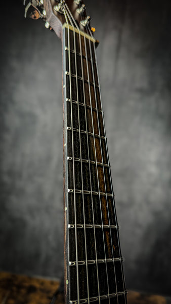 MINOTAUR — black honey burst — 26367