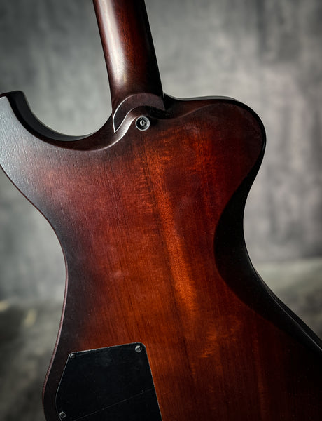 R2 Flat Top — tobacco burst — 26200