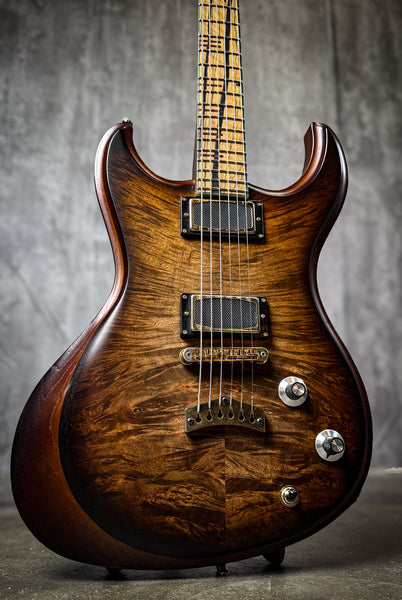 GNARWHAL — tobacco whiskey burst — 26261