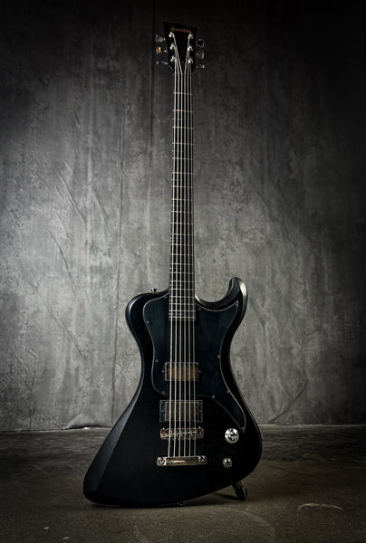 R2 VI — black — 25667