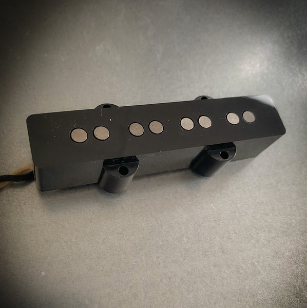 D-J Pickup